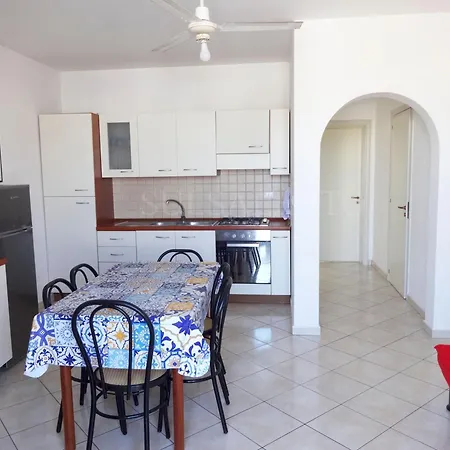 Solaris Da 8 A 12 Posti 펜션 토레 모차